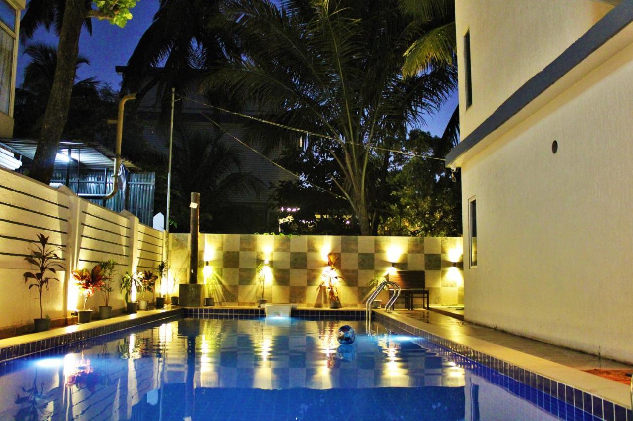 Wotel Calangute Goa Exteriör bild