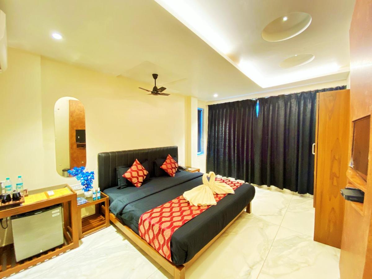 Wotel Calangute Goa Exteriör bild