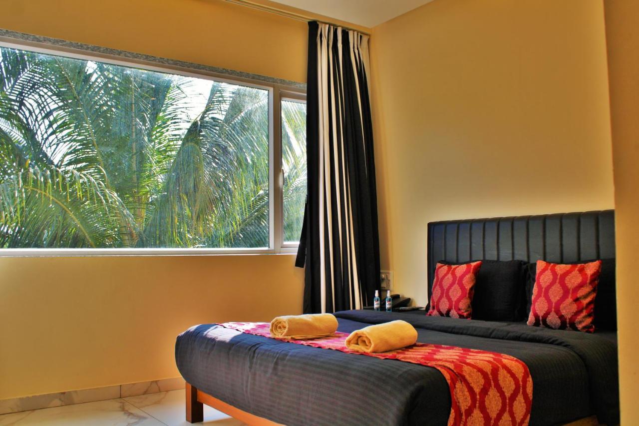 Wotel Calangute Goa Exteriör bild